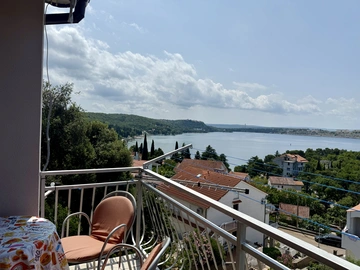 One-Bedroom Sea-View Apartment in Omisalj