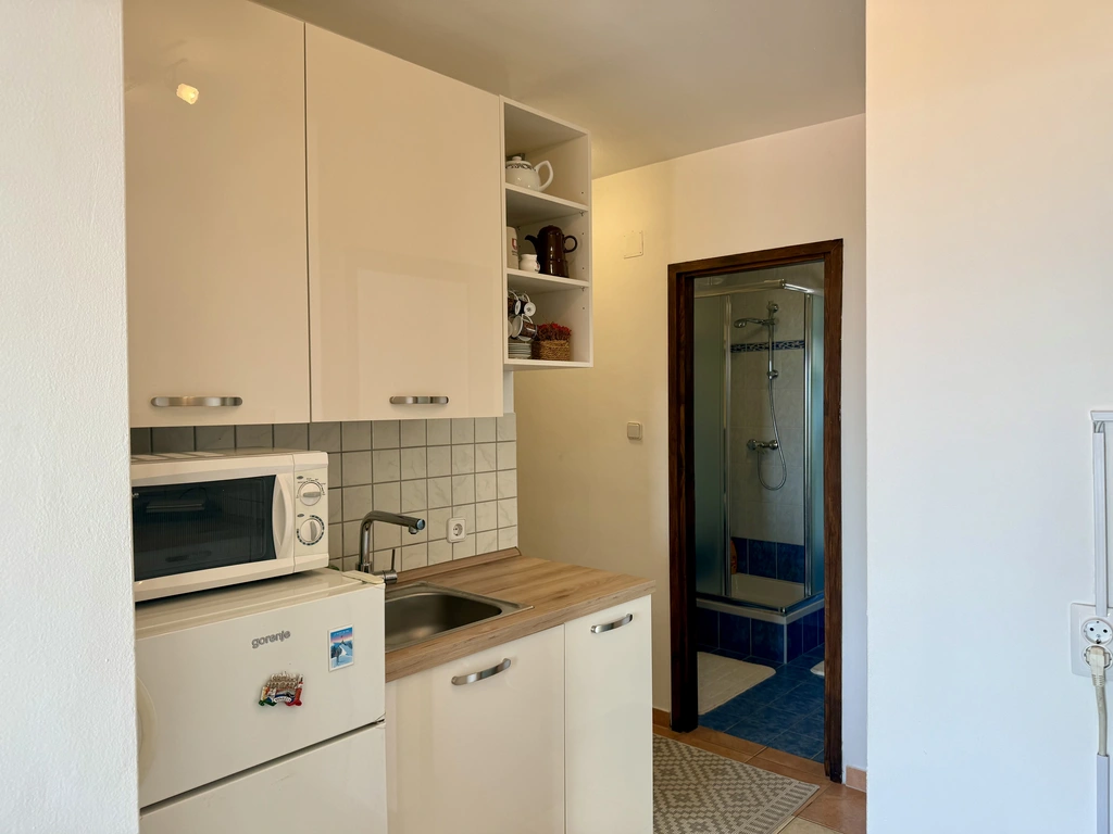 One-Bedroom Sea-View Apartment in Omisalj