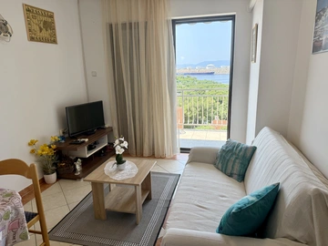 Omisalj 1-Bedroom Apartment for 3 with Sea View