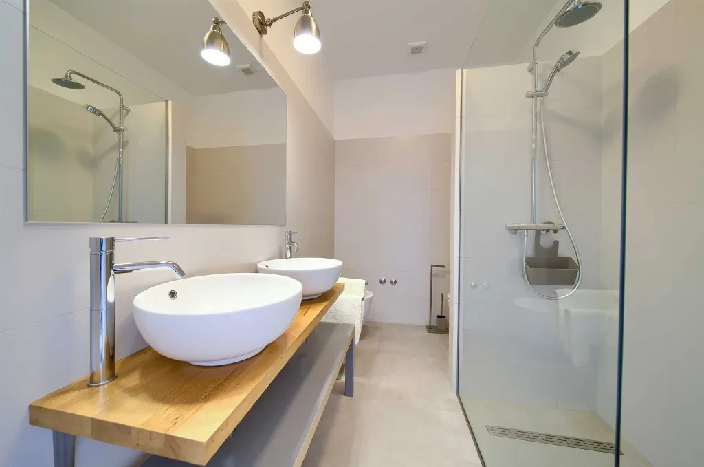 Villa with Private Pool & Barbecue in Vrh
