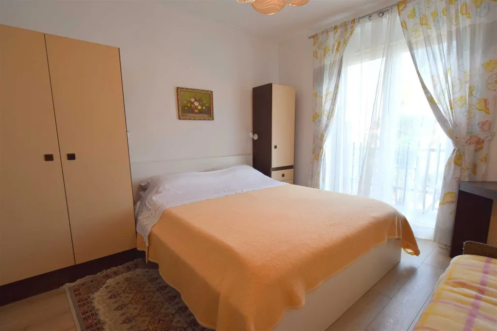 Malinska Apartment with Balcony for Up to 3