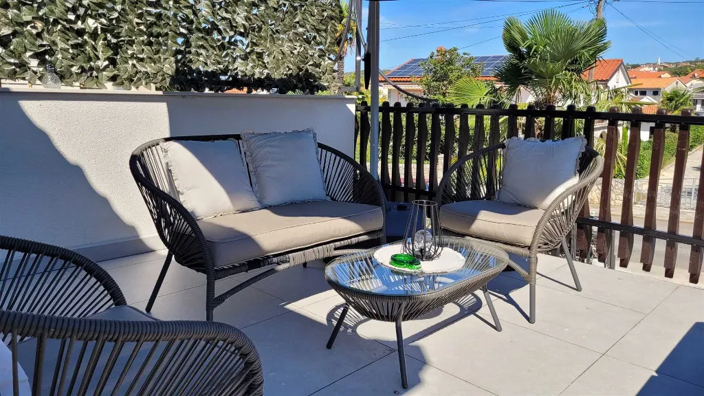 Apartment in Malinska with Balcony
