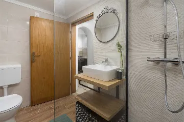 Holiday House in Rasopasno for 6 Guests