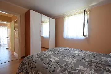 1-Bedroom Apartment with Balcony in Njivice