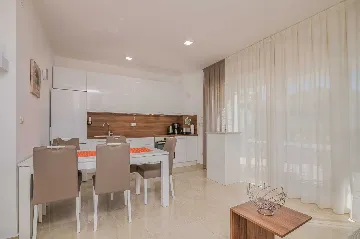 3-Bedroom Holiday House in Ljutići, Krk