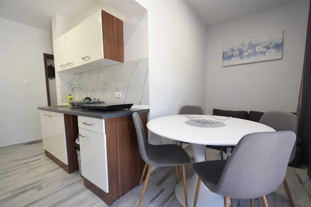 Apartment in Malinska for Up to 4 Guests