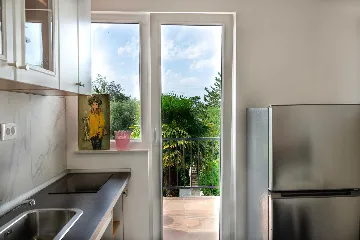 Modern 1-Bedroom Apartment in Malinska for 3