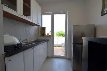 Modern 1-Bedroom Apartment in Malinska for 3