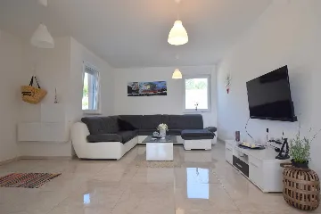 Villa in Malinska with Private Pool and Barbecue