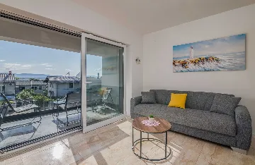 3-Bedroom Apartment for 6 in Malinska, Croatia