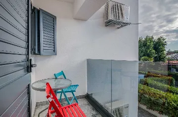 3-Bedroom Apartment for 6 in Malinska, Croatia