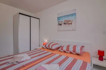 3-Bedroom Apartment for 6 in Malinska, Croatia