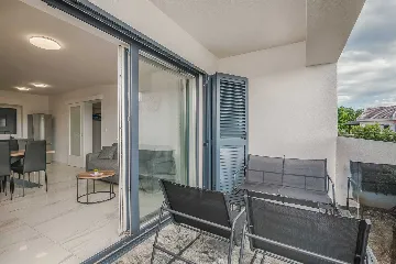 3-Bedroom Apartment for 6 in Malinska, Croatia