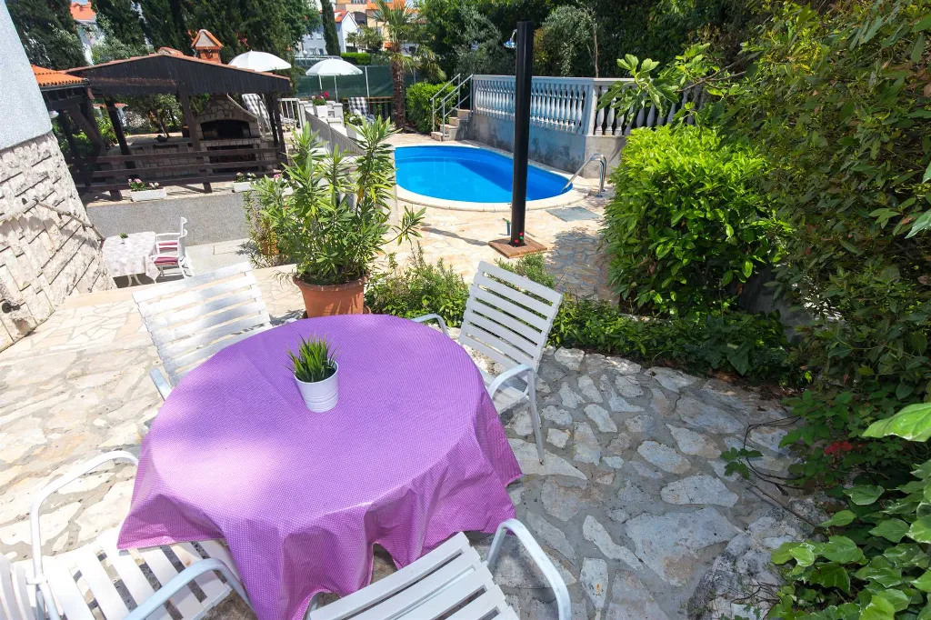 Malinska Studio Apartment for 2 Guests