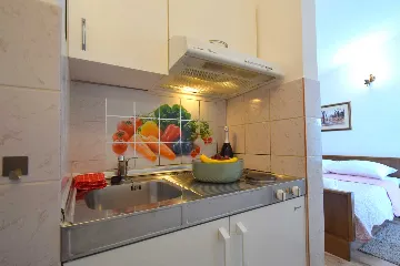 Malinska Studio Apartment for 2 Guests