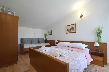 Malinska Studio Apartment for 2 Guests