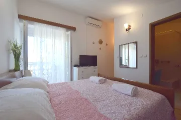 Malinska Studio Apartment for 2 Guests