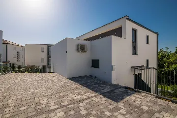 Apartment in Njivice with Private Garden & Hot Tub