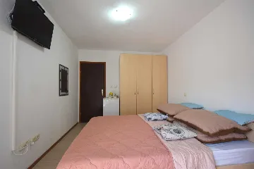 Rasopasno Air-Conditioned Room for 2 with Balcony