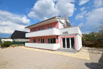 Air-Conditioned Room for 2 in Rasopasno, Croatia