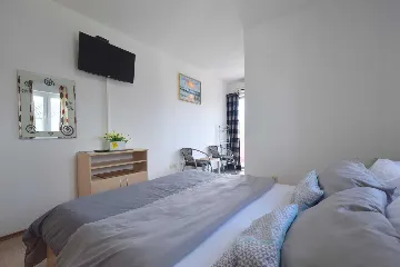 Air-Conditioned Room for 2 in Rasopasno, Croatia