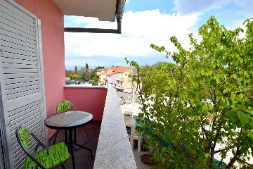 Air-Conditioned Room in Rasopasno for 2 Guests