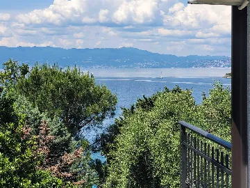 Renovated 2-Bedroom Apartment with Balcony in Omišalj