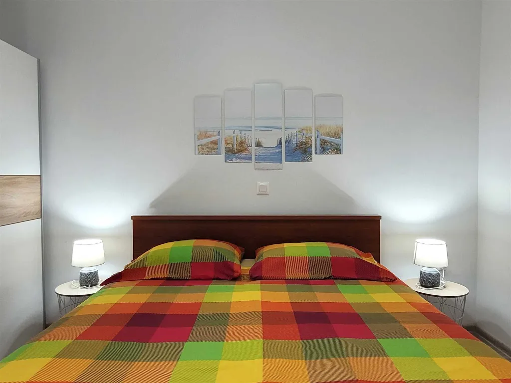 Renovated 2-Bedroom Apartment with Balcony in Omišalj