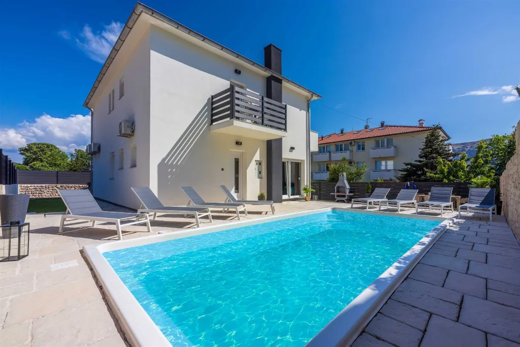 4-Bedroom Modern Villa in Baška, Croatia