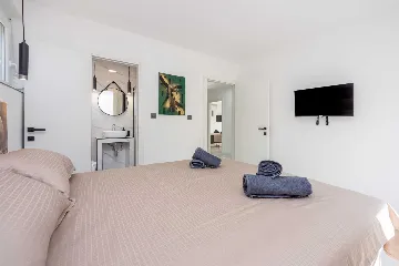 4-Bedroom Modern Villa in Baška, Croatia