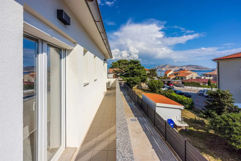 4-Bedroom Modern Villa in Baška, Croatia