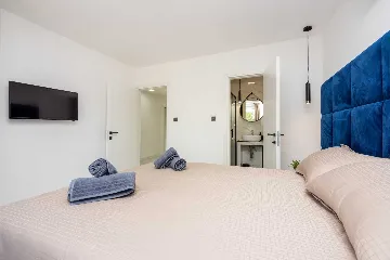 4-Bedroom Modern Villa in Baška, Croatia