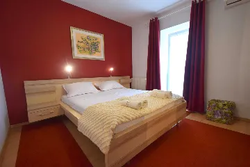 Holiday House in Gabonjin for Up to 6 Guests