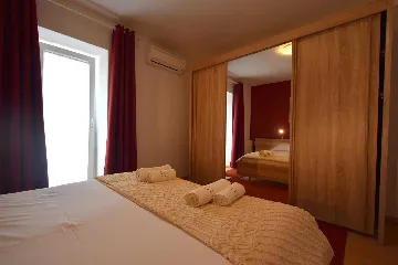 Holiday House in Gabonjin for Up to 6 Guests