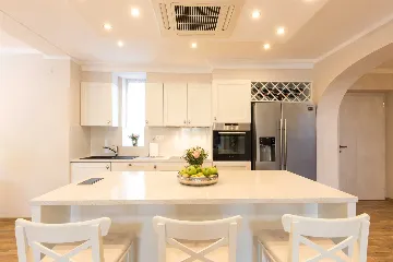 4-Bedroom Villa with Private Pool in Muraj