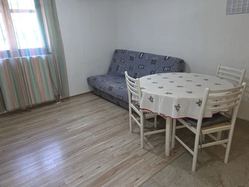 Njivice 1-Bedroom Apartment with Terrace for 3