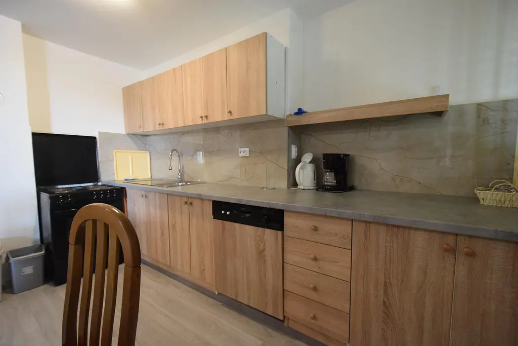 Njivice Family Apartment for Up to 10 Guests