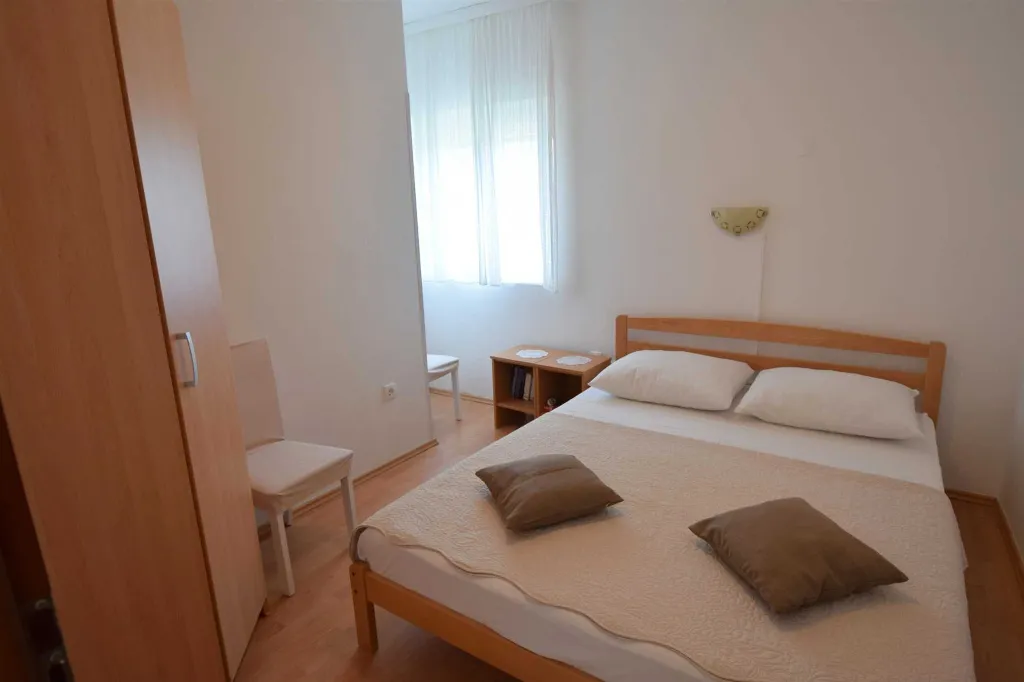 Balcony Apartment for 3 in Malinska