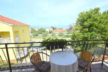 Balcony Apartment for 3 in Malinska