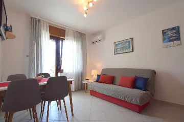 Malinska Apartment for Up to 3 Guests