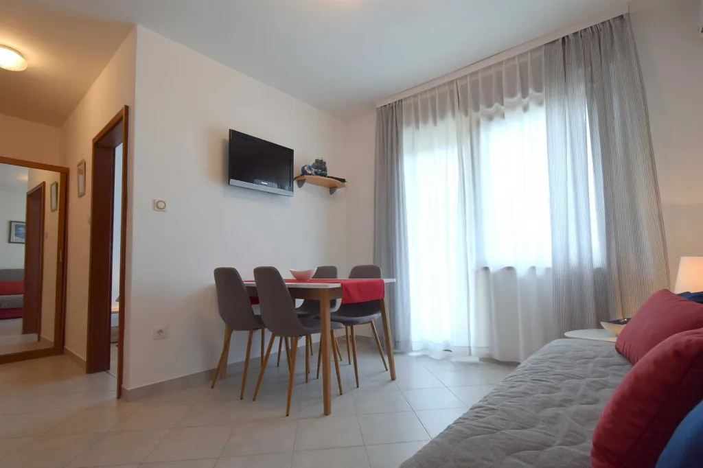 Malinska Apartment for Up to 3 Guests