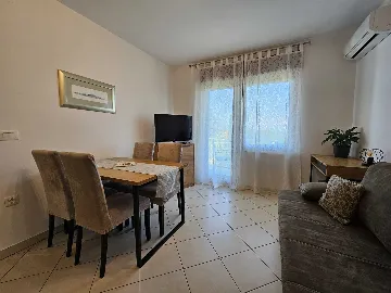 1-Bedroom Apartment with Balcony in Malinska