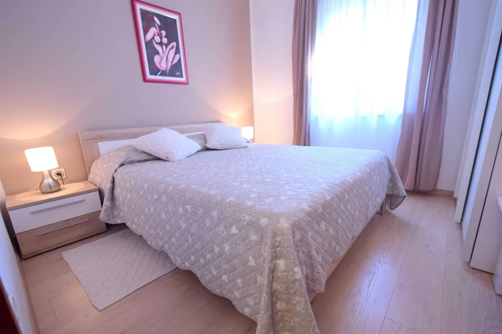 Ground-Floor Apartment in Malinska for 2 Guests