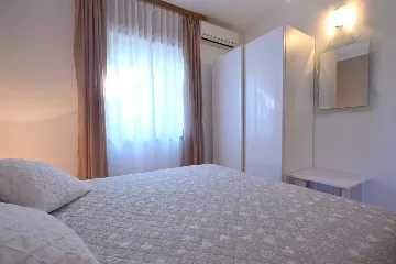 Ground-Floor Apartment in Malinska for 2 Guests