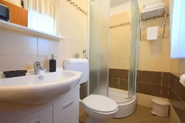 Ground-Floor Apartment in Malinska for 2 Guests