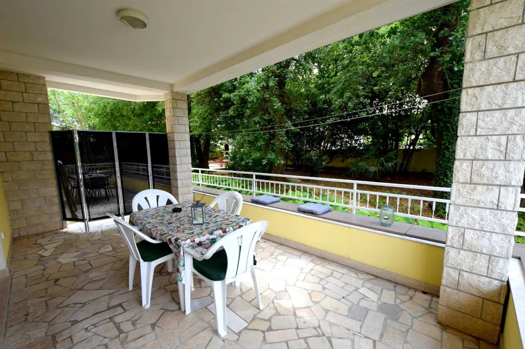 Malinska Studio Apartment for 2 Guests