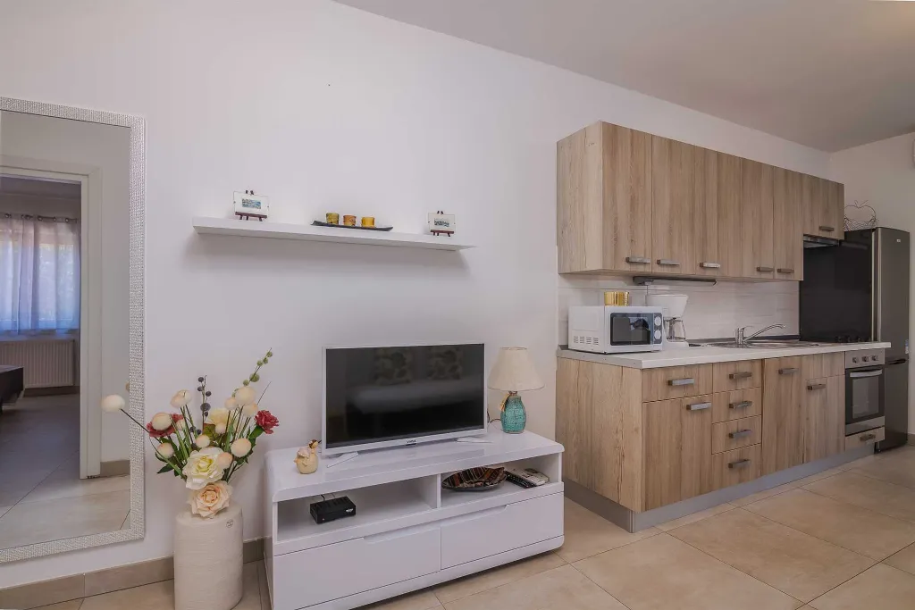 Porat 2-Bedroom Apartment for Up to 5 Guests