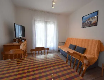 Malinska 2-Bedroom Apartment with Sea-View Balcony