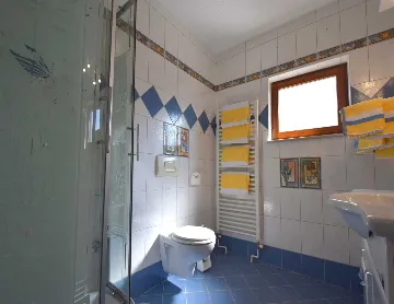 Malinska 2-Bedroom Apartment with Sea-View Balcony