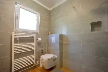 Renovated 1-Bedroom Apartment in Čižići with Sea View